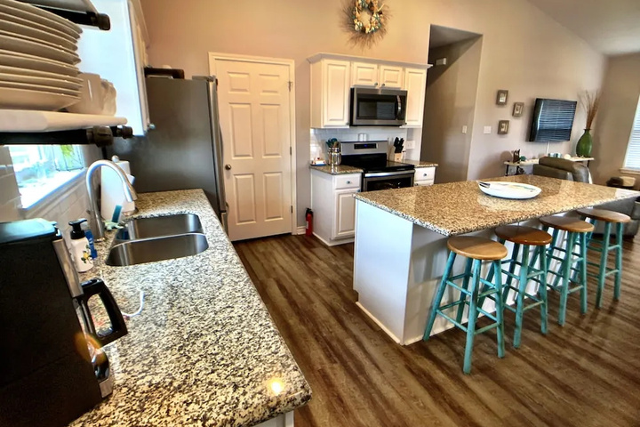 A Silver Lining 4 Br Home
