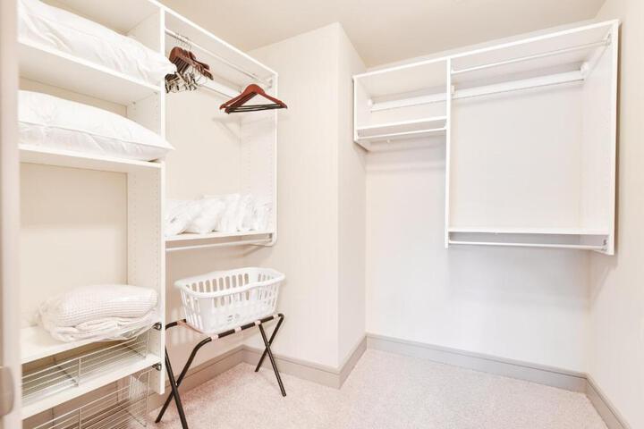 Global Luxury Suites at Boston Seaport