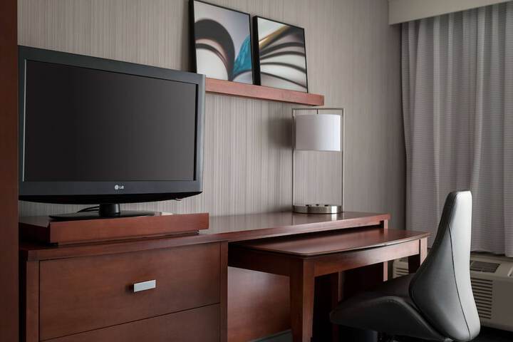 Room 22 of 39