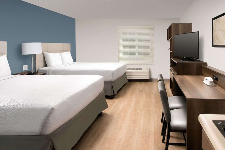 Room 15 of 23