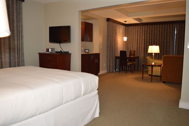 Room 33 of 42