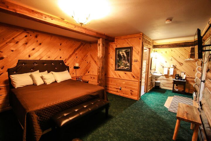 Room 16 of 43