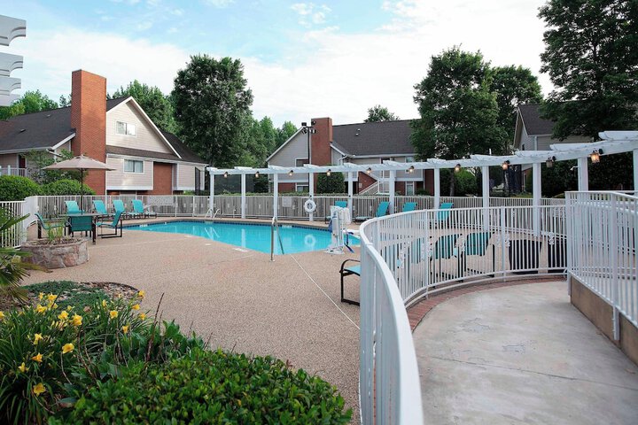 Pool 4 of 30