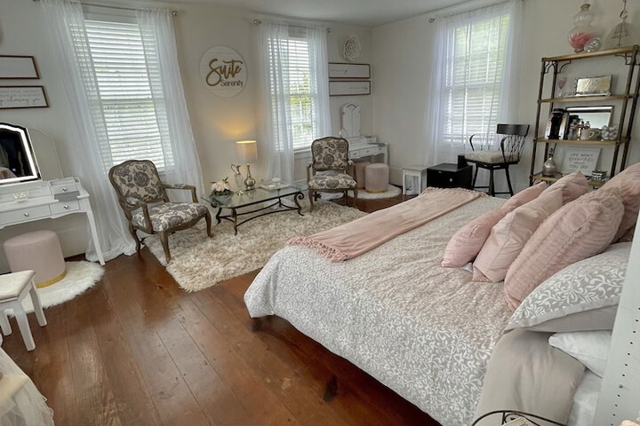 Room 16 of 19
