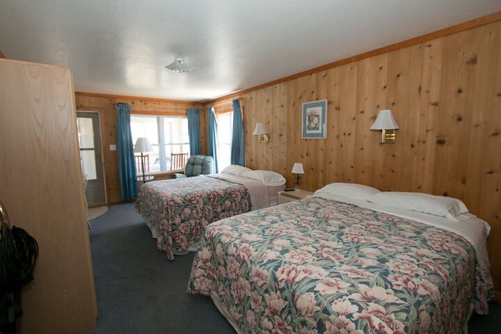 Room 26 of 199