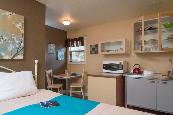 Room 15 of 95