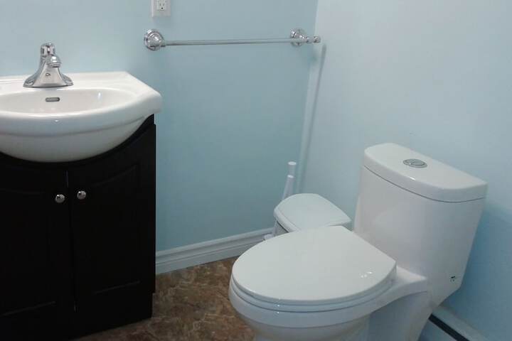 Room 42 of 65