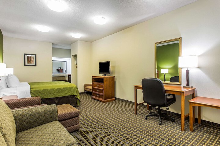 Room 17 of 45