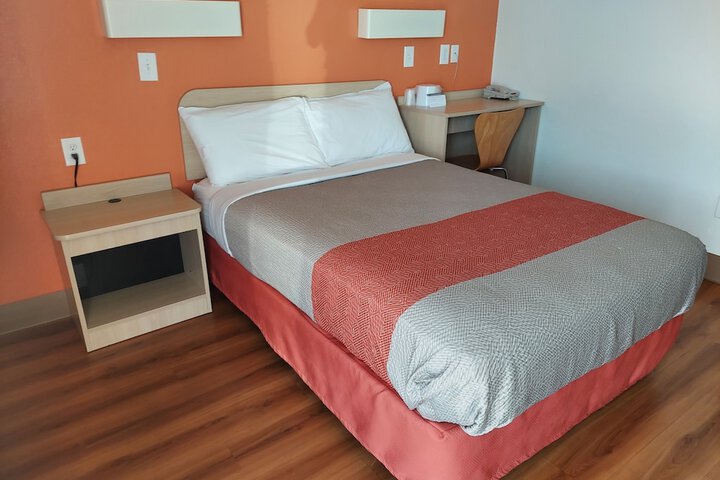 Room 34 of 42
