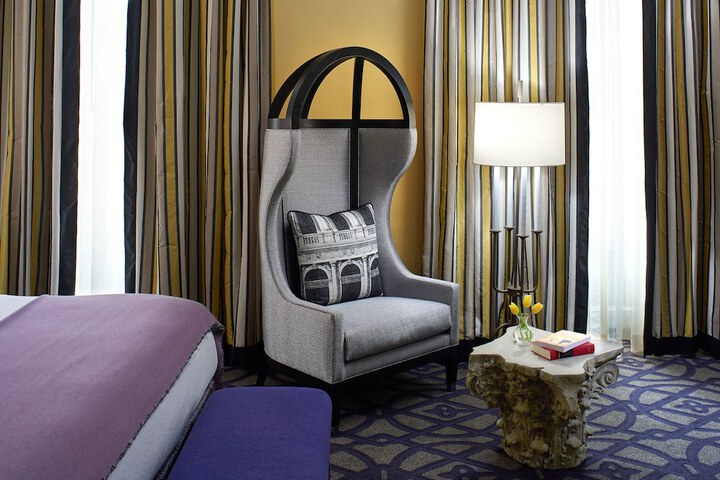 Room 46 of 61