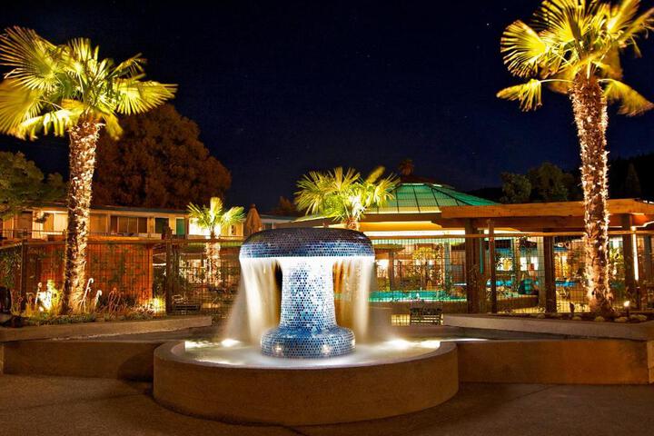 Calistoga Spa Hot Springs - Authentic Hot Springs Spa & Resort