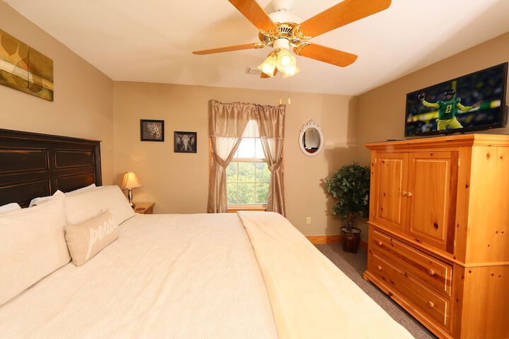 Room 30 of 41