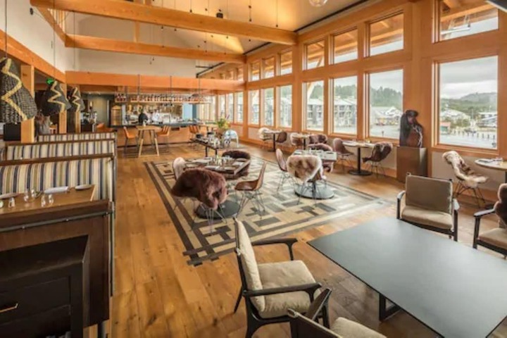 Headlands Coastal Lodge & Spa