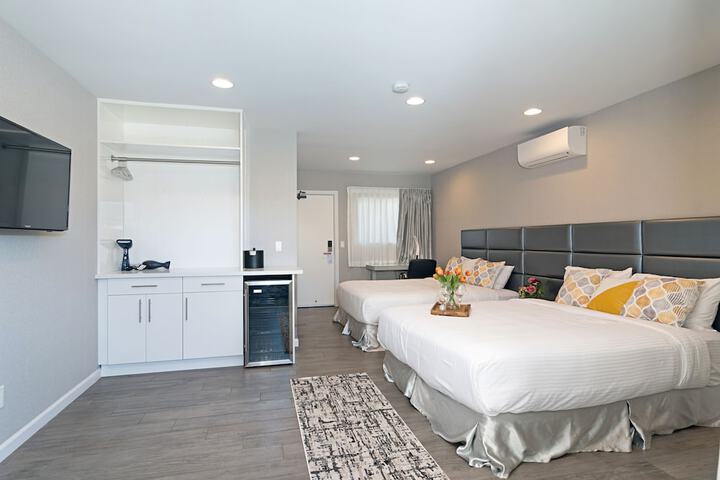 Room 35 of 42