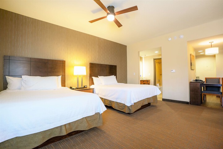 Room 40 of 118