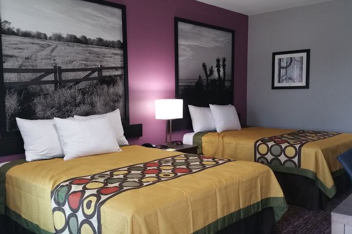 Room 18 of 26