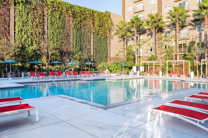 Pool 4 of 45