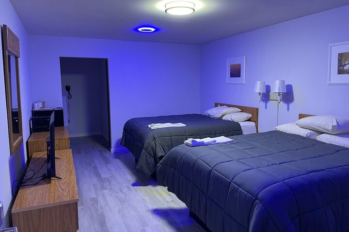 Room 32 of 32