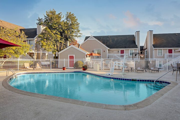 Pool 2 of 30