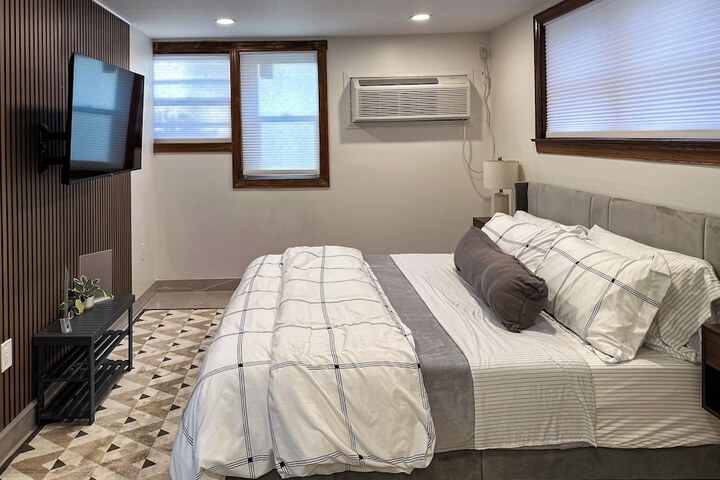 DTW Suites