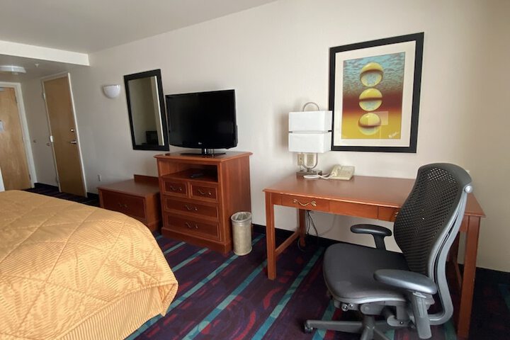 Room 11 of 22