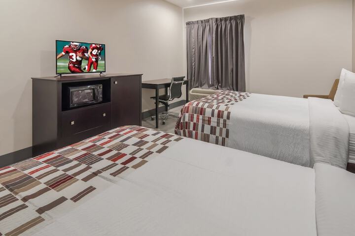 Room 35 of 41