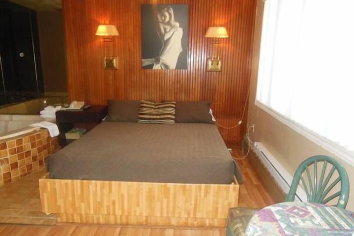 Room 7 of 39