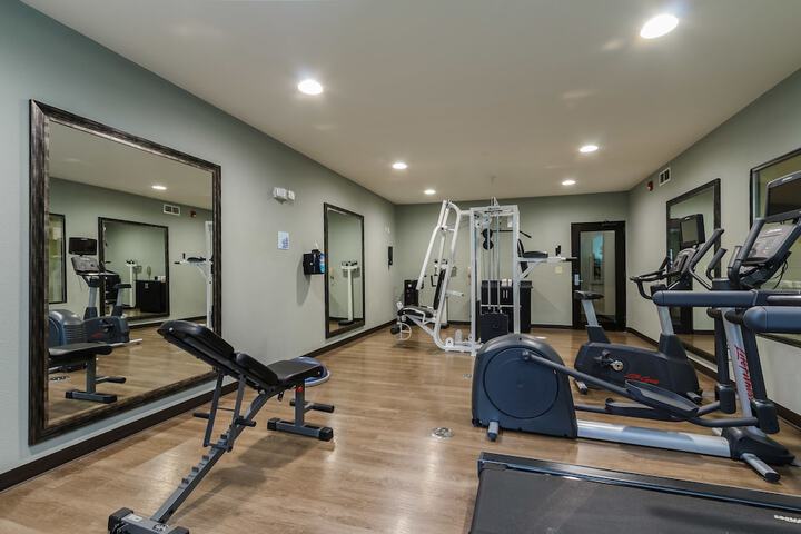 Holiday Inn Express Hotel & Suites South Bend by IHG