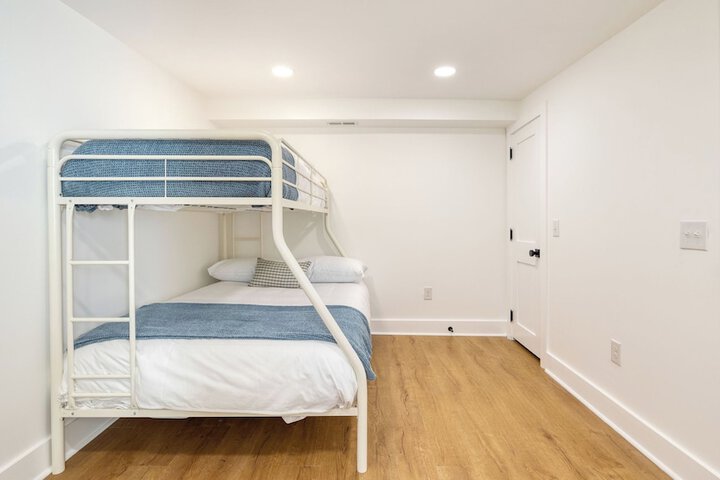 Lumie by Avantstay 5BR Ranch w / Firepit + Patio