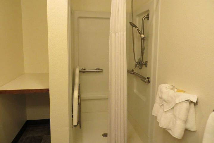 Room 36 of 60