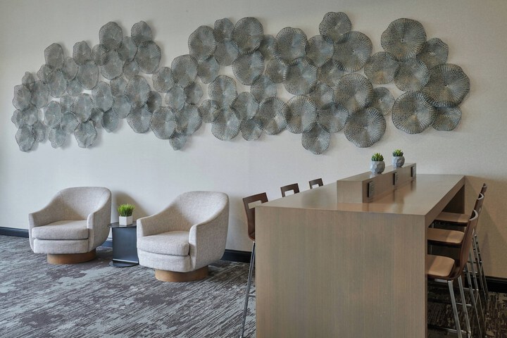 Delta Hotels by Marriott Detroit Novi