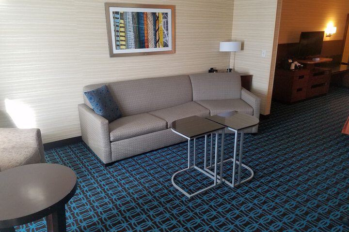 Room 8 of 34