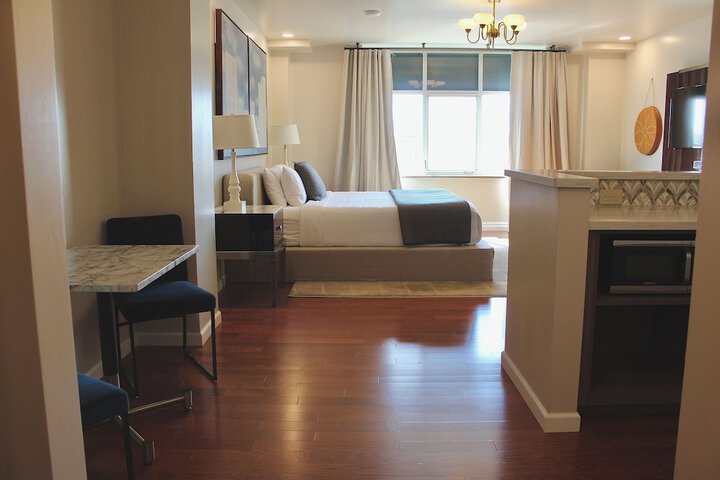 Room 8 of 46