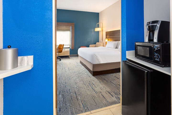 Holiday Inn Express New Albany - Louisville NW by IHG