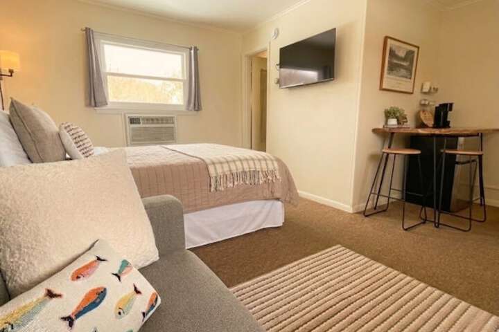 Brittany Motel