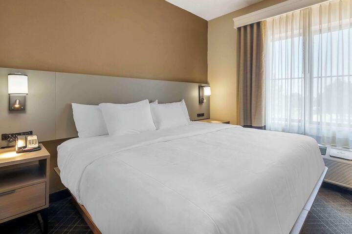 Room 21 of 48