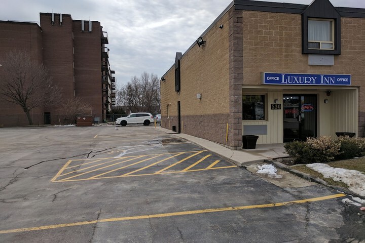 Property Grounds 36 of 36