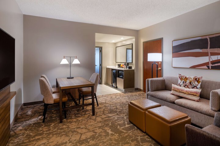 Embassy Suites by Hilton Albuquerque
