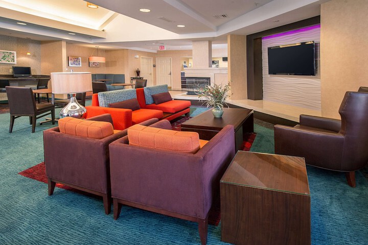Hotel Interior 6 of 28
