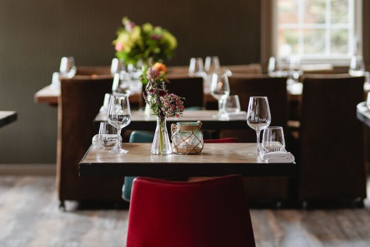 Dining 56 of 75