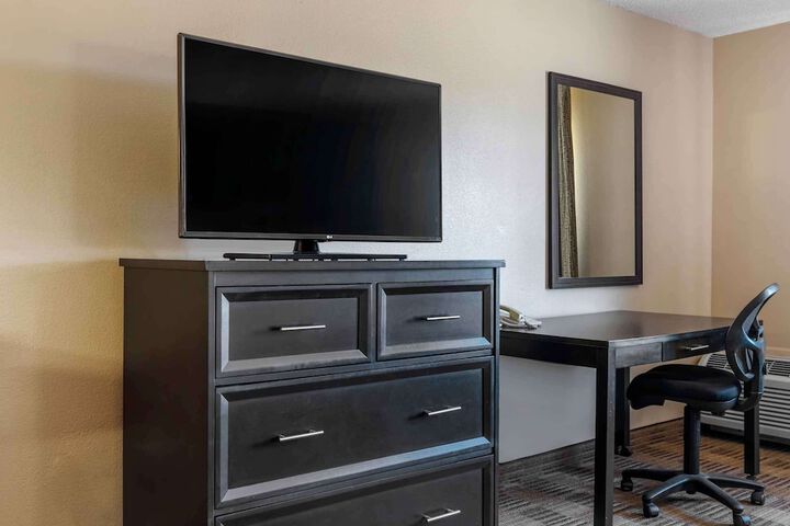 Room 14 of 31