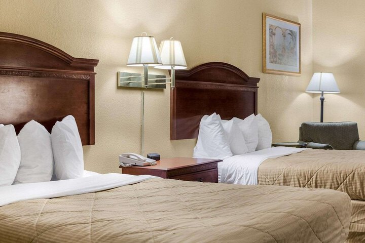 Room 15 of 24