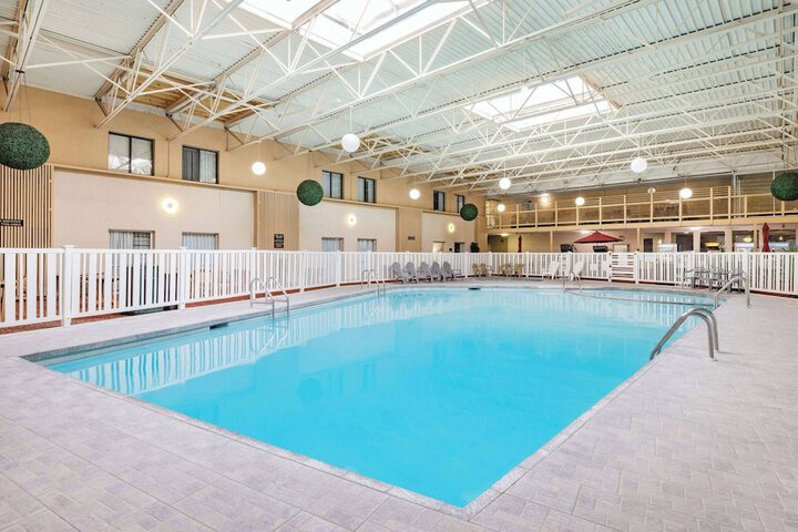 Pool 4 of 56