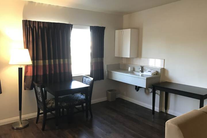 Manhattan Inn & Suites - LAX