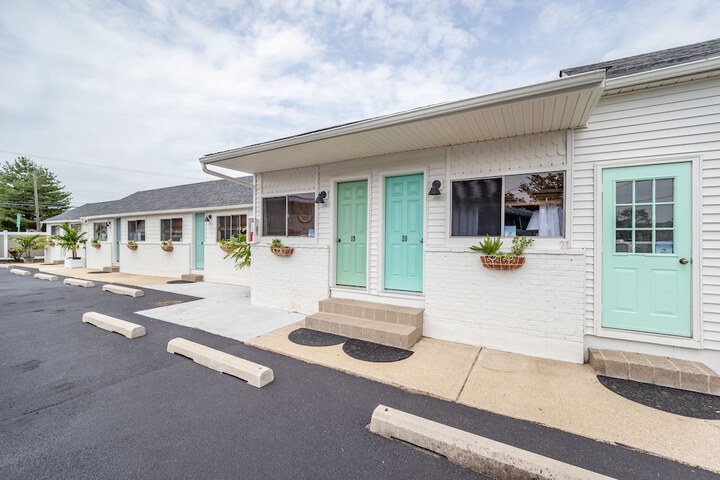 Ocean Glass Inn