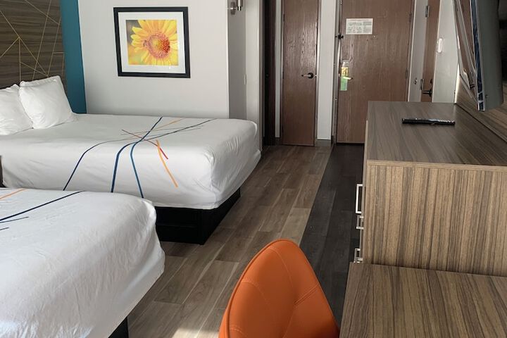 Room 19 of 49