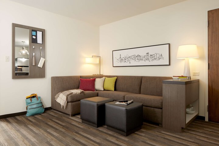 Hyatt House Indianapolis / Fishers