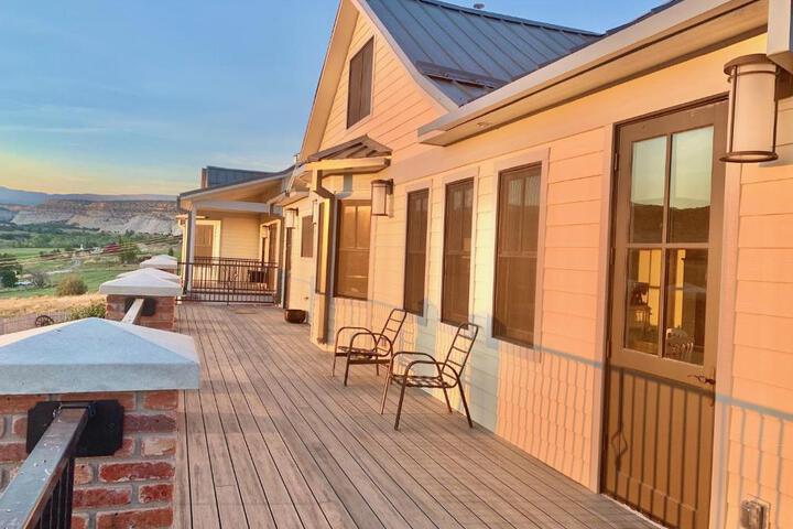 Annies Place Bed & Breakfast