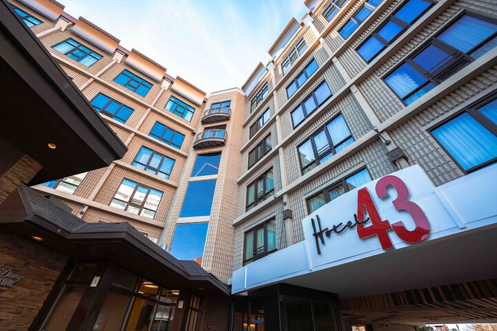 Hotel 3 of 36