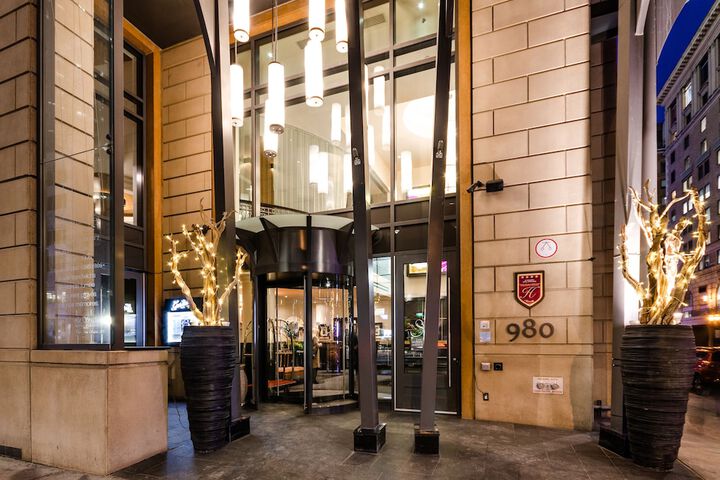 Hotel 6 of 82